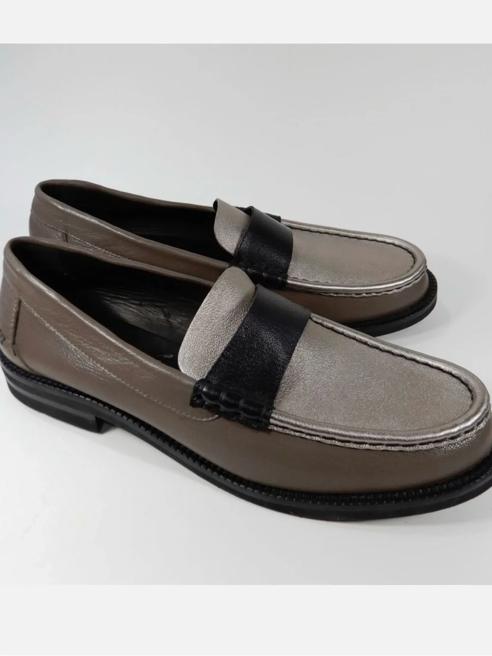 Pedro Garcia Metallic Silver & Black Penny Loafers 38.5